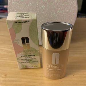 Clinique Even Better Makeup Foundation SPF 15